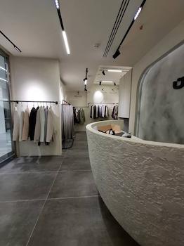 میکروسمنت پوشاک گالری دلین احسان مال